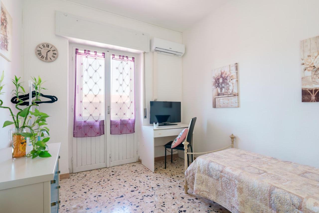 B&B Pothos: Cozy Stay with Modern Amenities Cagliari Exterior photo