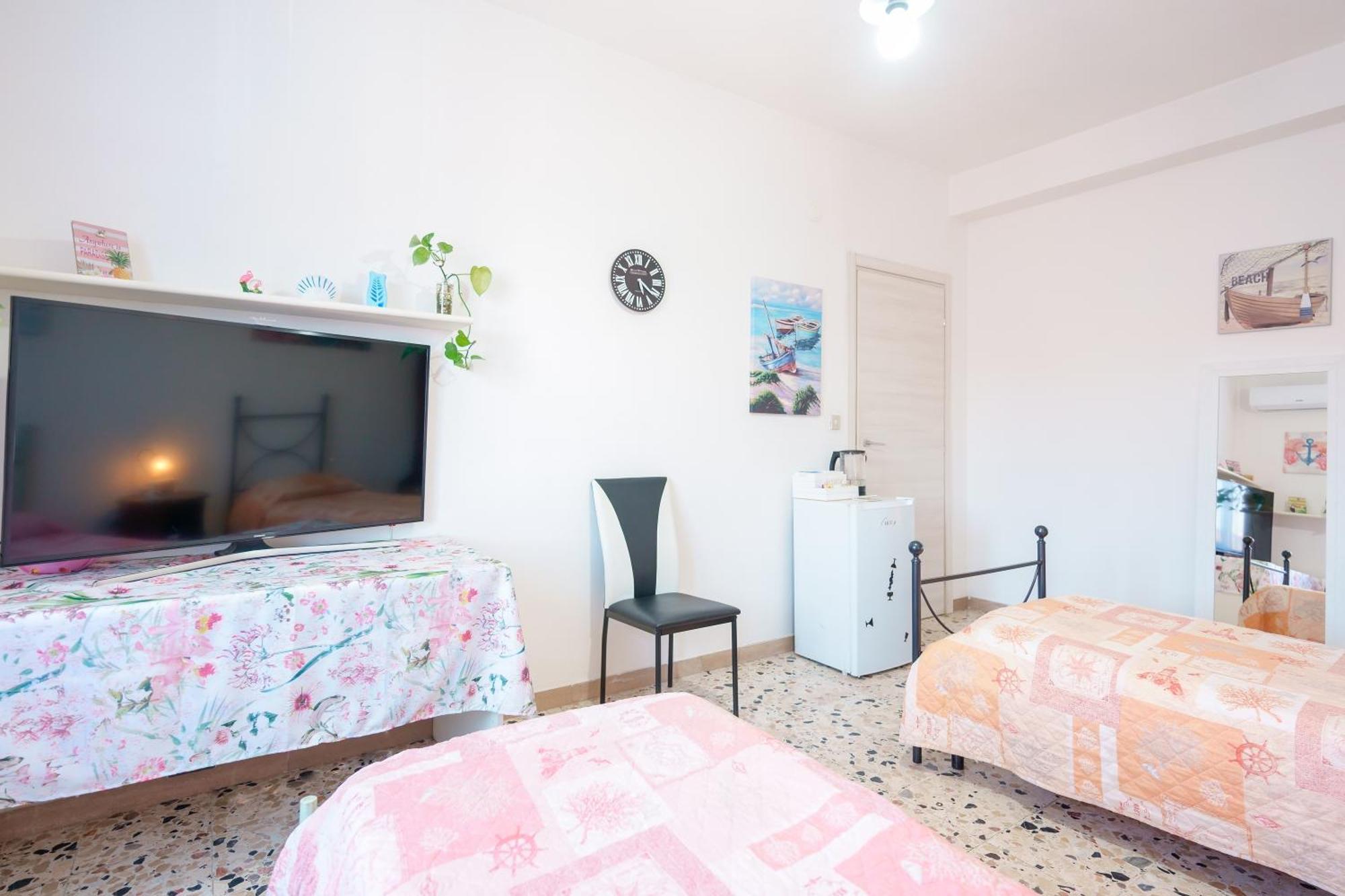 B&B Pothos: Cozy Stay with Modern Amenities Cagliari Exterior photo